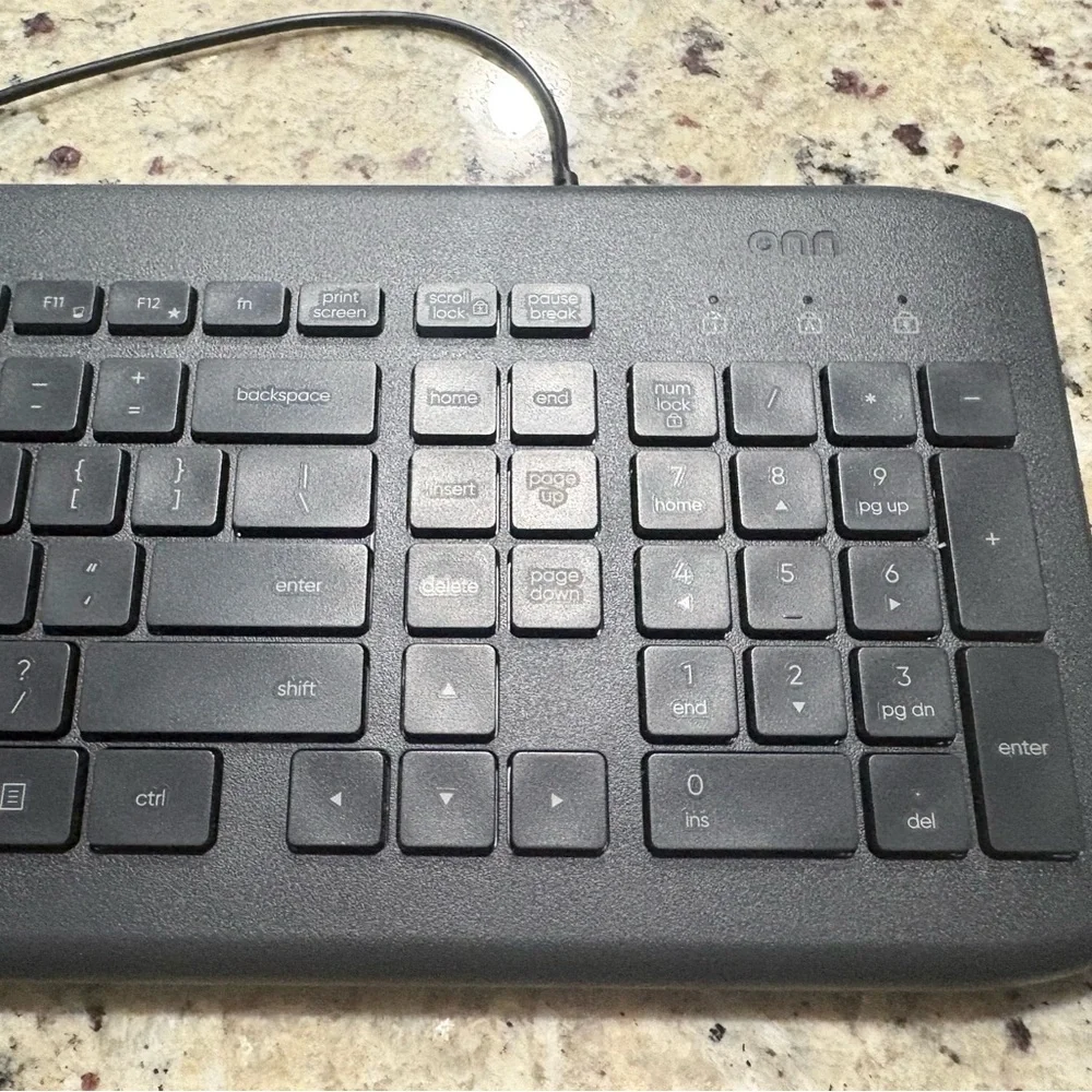 ONN wired USB keyboard black #100009052 GUC